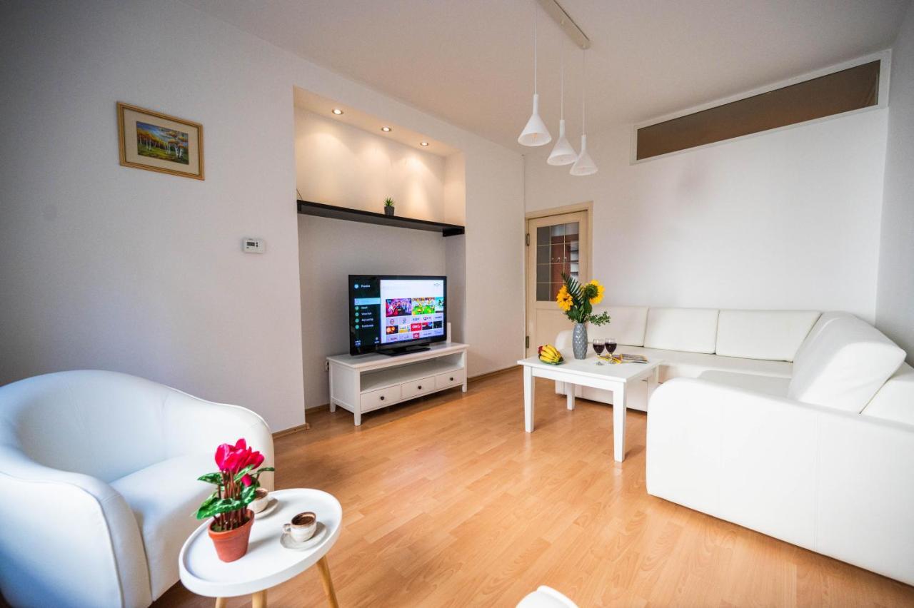 Bright And Modern 1Bdr Apartment In The Center SJJ Exteriör bild