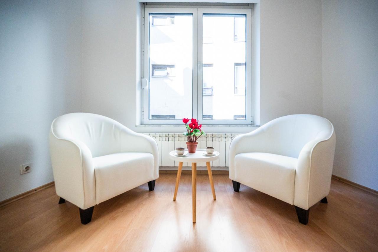 Bright And Modern 1Bdr Apartment In The Center SJJ Exteriör bild