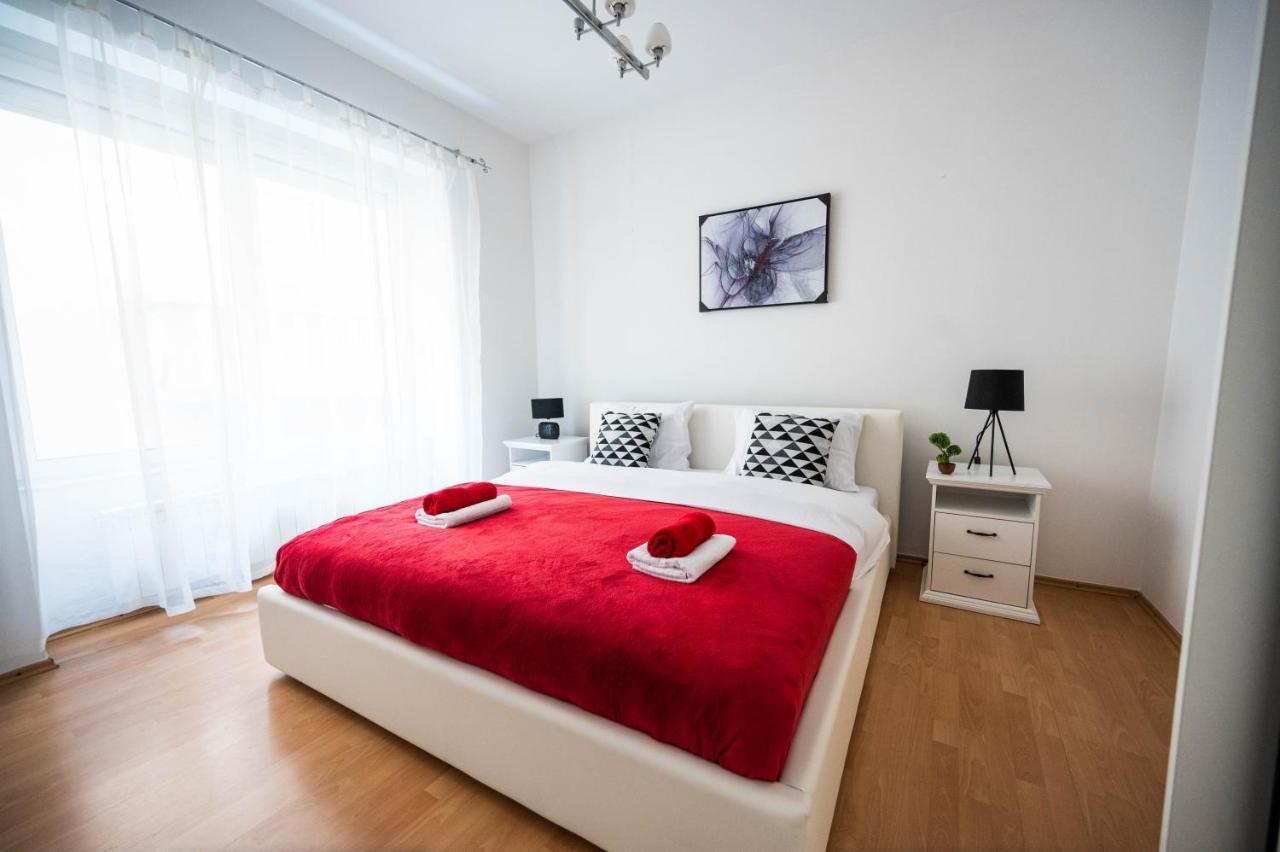 Bright And Modern 1Bdr Apartment In The Center SJJ Exteriör bild