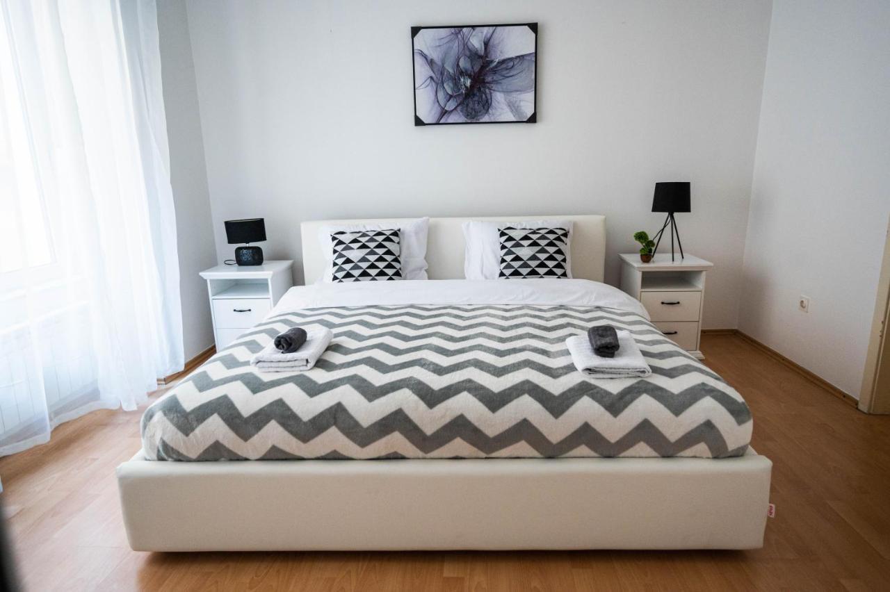 Bright And Modern 1Bdr Apartment In The Center SJJ Exteriör bild